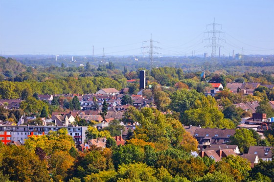 Ausblick von Halde auf Stadt Gelsenkirchen | WestLotto-Ausflugstipps EM 2024
