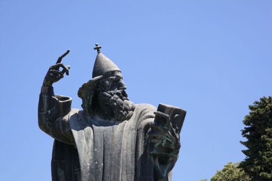  Gregor-von-Nin-Statue in Split | Glücksbringer WestLotto